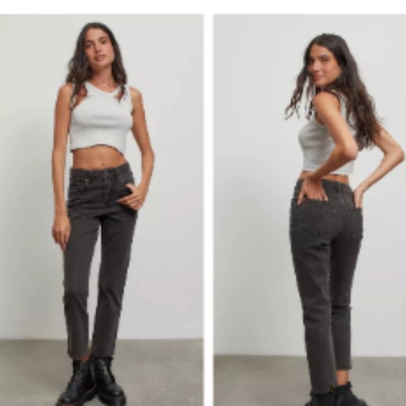 BDG Urban Outfitters Mom Washed Black Raw Hem Crop Jeans Size W24 EUC - Picture 13 of 14